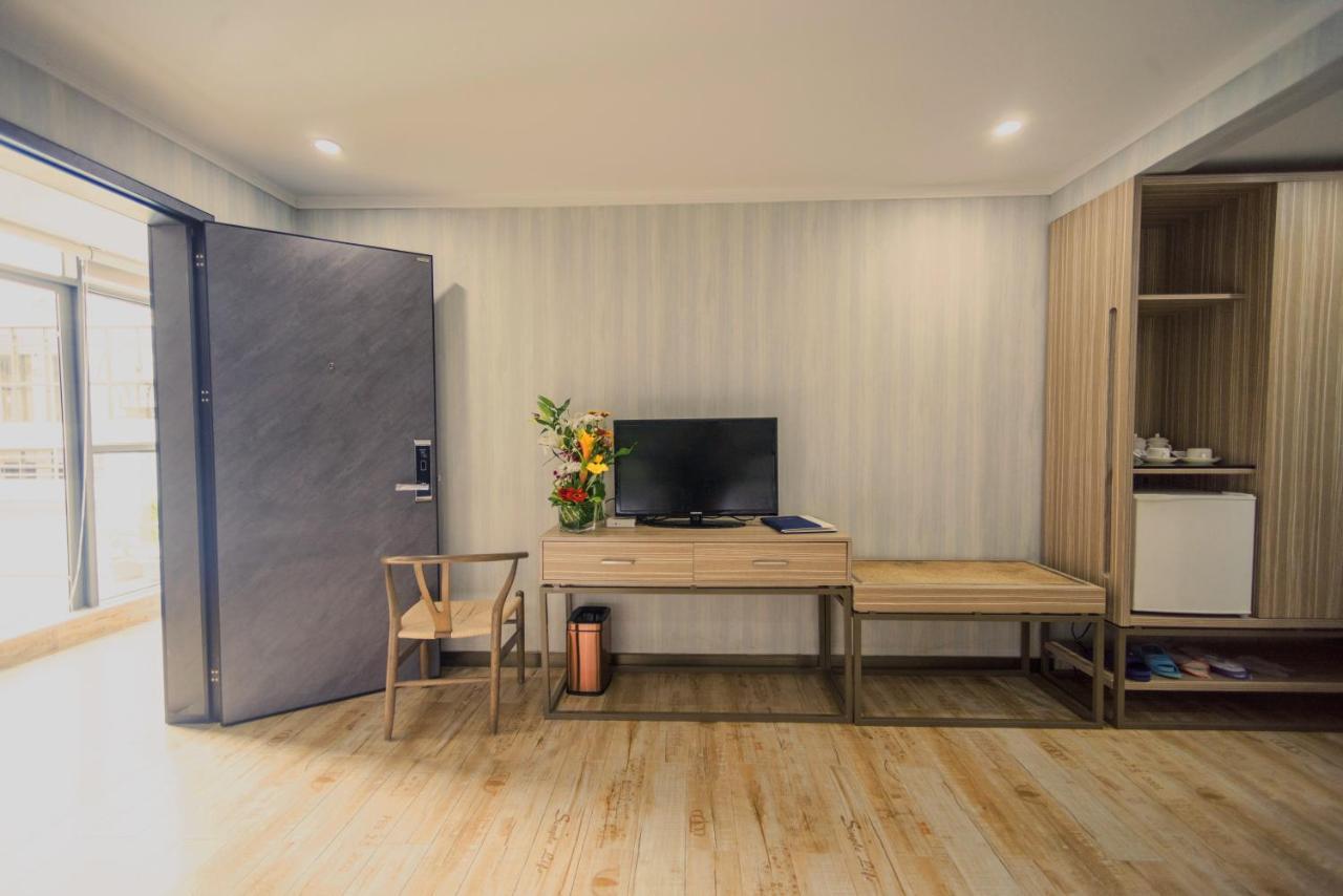 Erus Suites Hotel Boracay Manoc-Manoc Ngoại thất bức ảnh