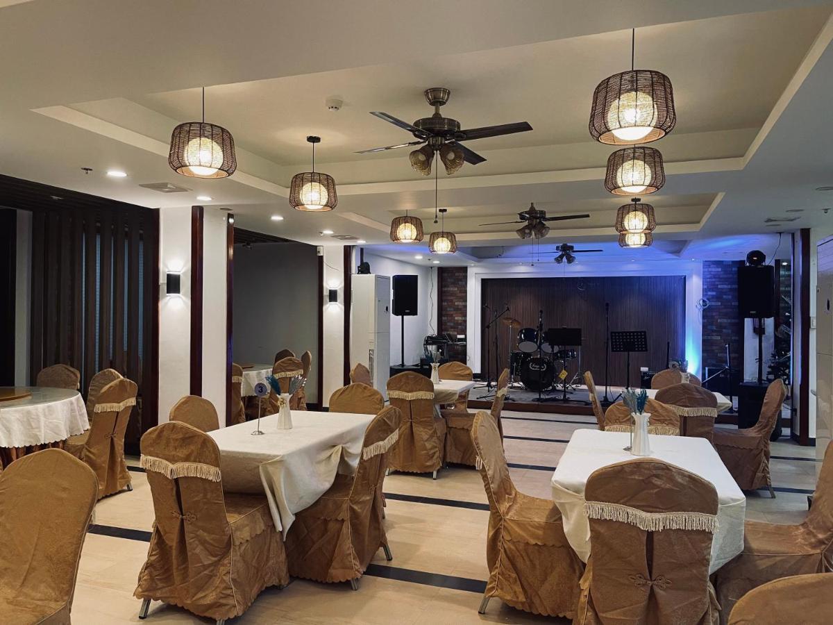 Erus Suites Hotel Boracay Manoc-Manoc Ngoại thất bức ảnh