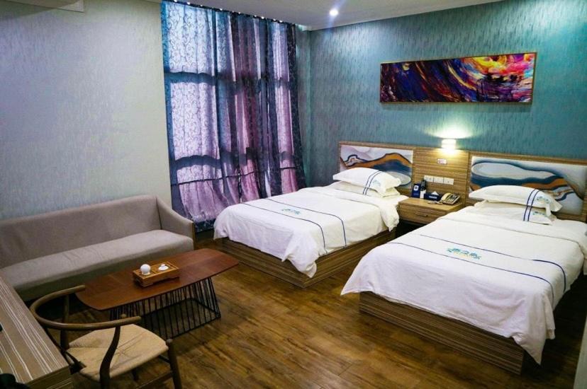 Erus Suites Hotel Boracay Manoc-Manoc Ngoại thất bức ảnh