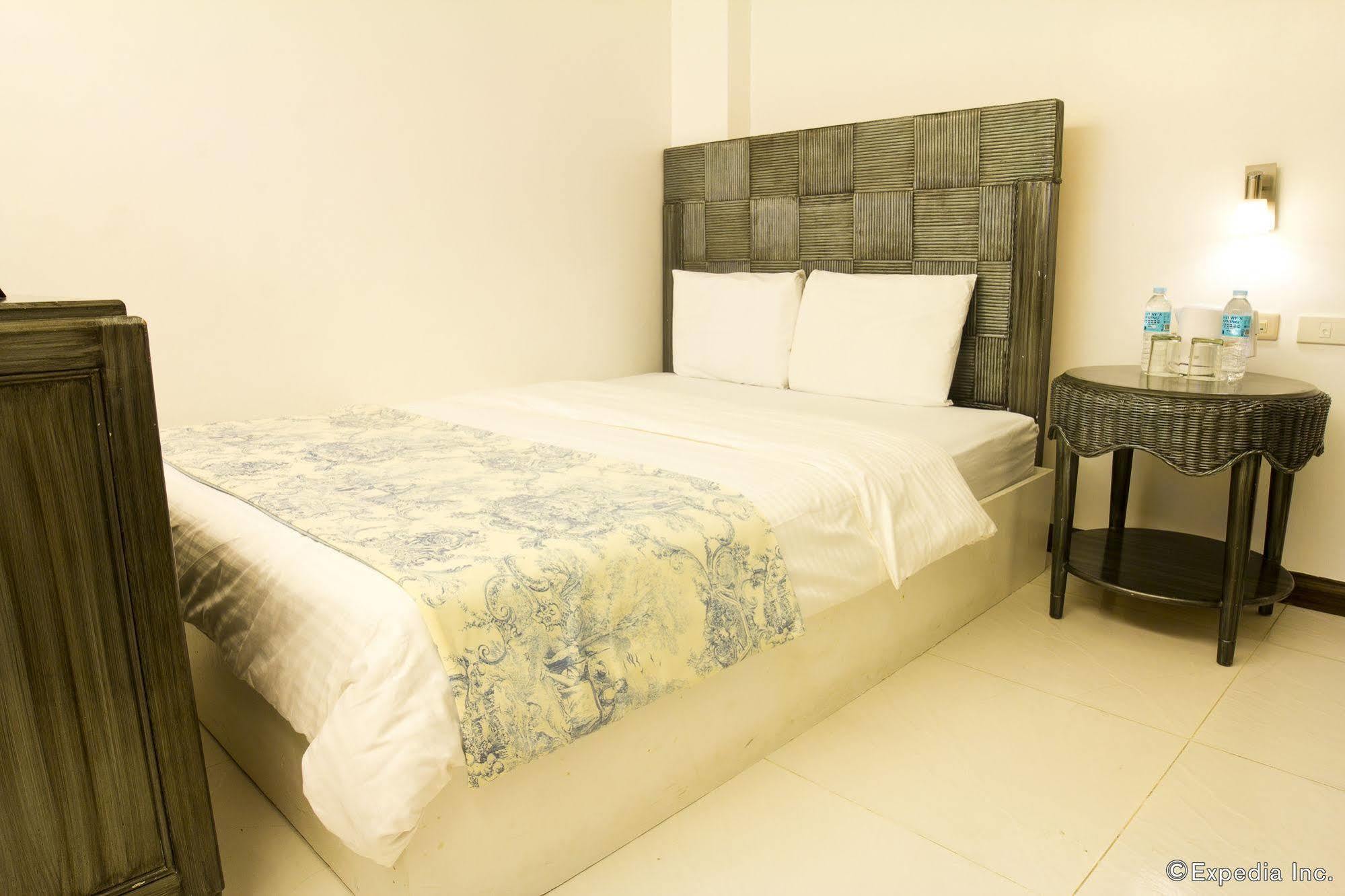 Erus Suites Hotel Boracay Manoc-Manoc Ngoại thất bức ảnh